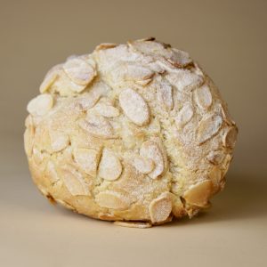 almond cookie